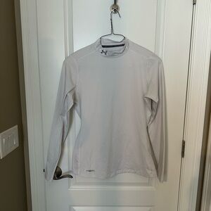 Under Armour Women's Soft Gray Long Sleeve Tee